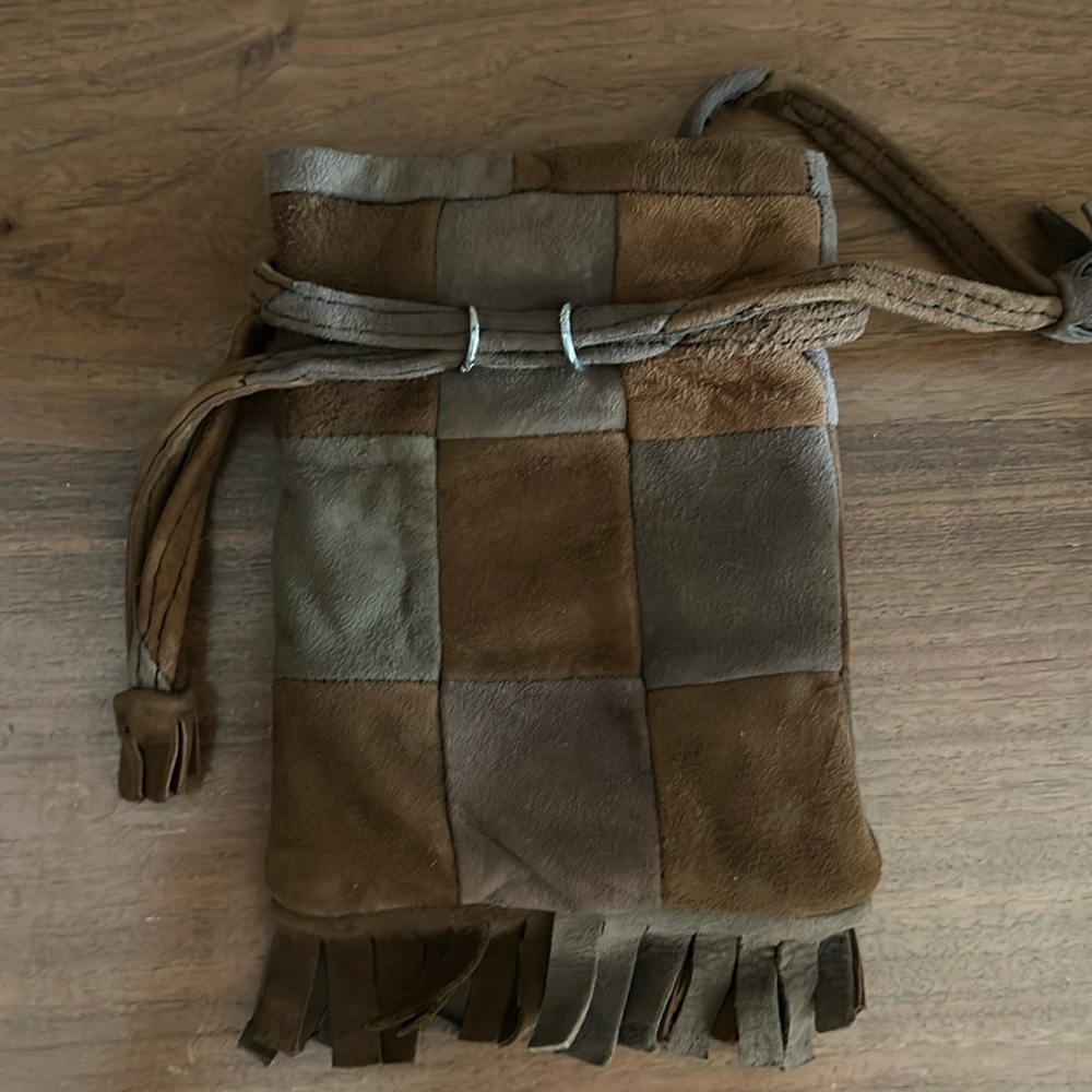 Vintage 70s suede pouch